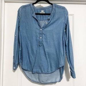 LOFT Softened Chambray Henley Top • XSmall